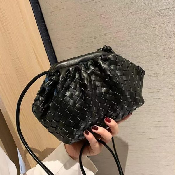 NAARIIAN Woven Crossbody Bags for Women Evening Clutch Hobo Cloud Purse Designer Handbags for Ladies naariian puffer tote bag