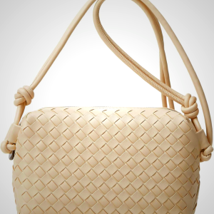 Woven Crossbody Bags for Women: Vegan Leather Handbag - Handwoven Small Purse - Trendy Shoulder Bag