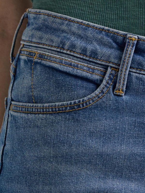 Wrangler Women's High Rise True Straight Fit Jean-3